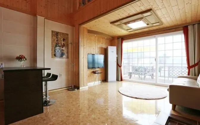 Oda (Ato (Unshared House type Duplex type))