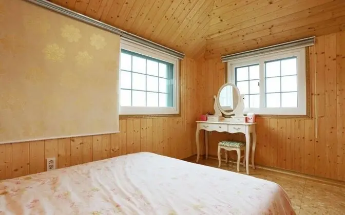 Oda (Ato (Unshared House type Duplex type))