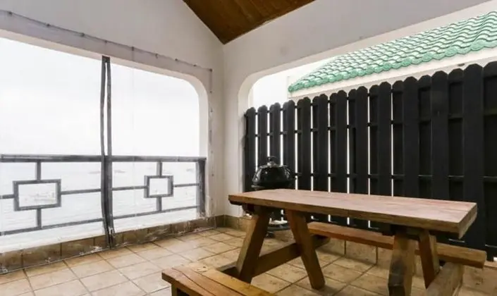 Oda (Sea E (Family Room))