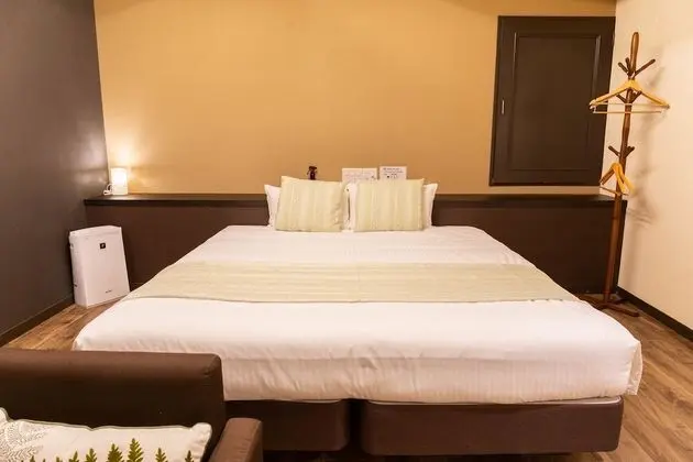 Economy Tek Büyük Yataklı Oda, Sigara İçilebilir