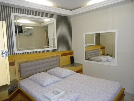 Tek Büyük Yataklı Oda