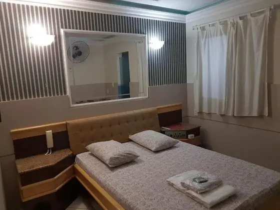Tek Büyük Yataklı Oda