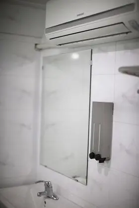 Ortak Ranzalı Oda, Sadece kadınlar için