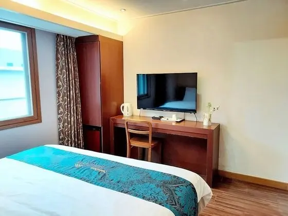 Deluxe Tek Büyük Yataklı Oda
