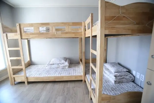Ortak Ranzalı Oda, Sadece erkekler için (8 Beds)
