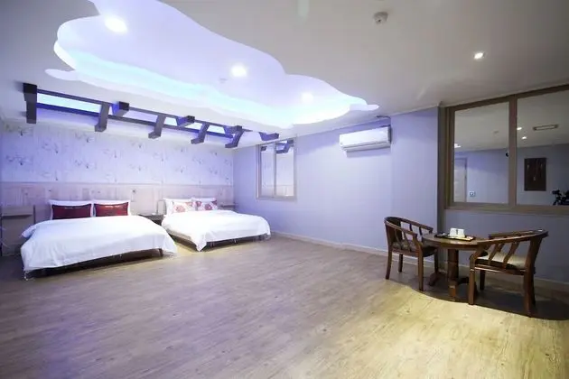 Oda (Special Room)