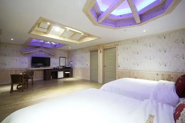 Oda (Special Room)