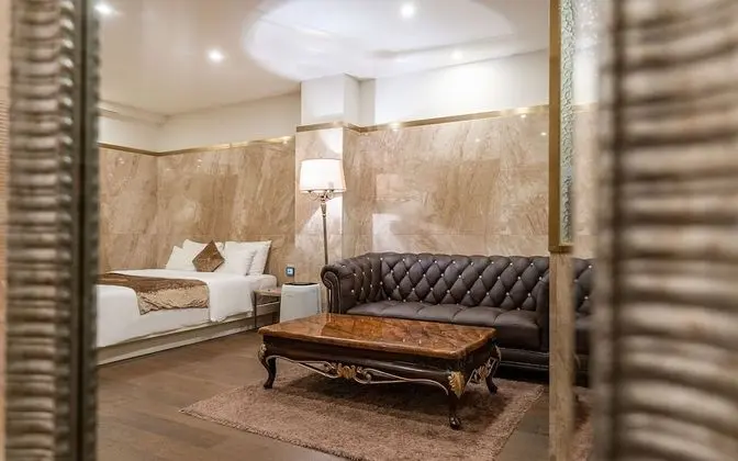 Oda (Deluxe Room A (King bed 2-person spa )
