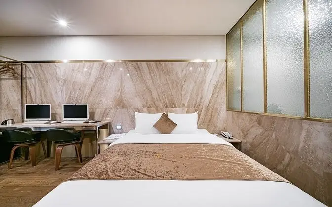 Oda (Deluxe Room A (King bed 2-person spa )