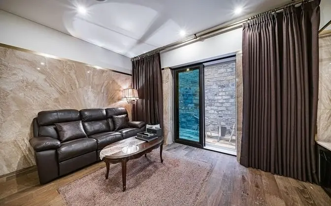 Oda (Deluxe Room A (King bed 2-person spa )