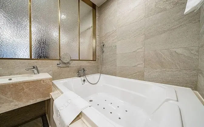 Oda (Deluxe Room A (King bed 2-person spa )