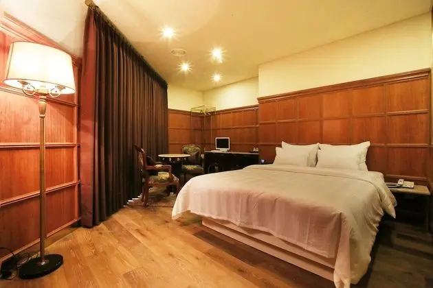 Oda (Deluxe Room A (King bed 2-person spa )