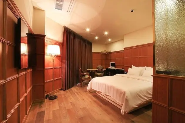 Oda (Deluxe Room A (King bed 2-person spa )