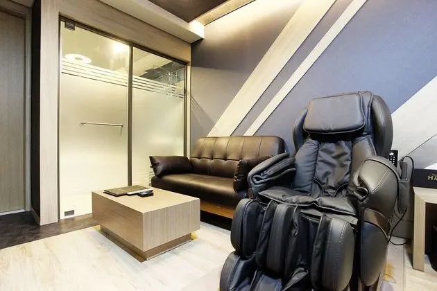 Oda (Deluxe + (Massage Chair))