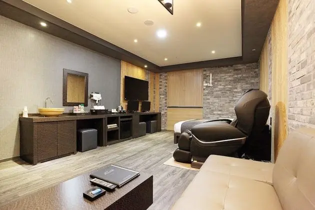 Oda (Premium (massage chair))