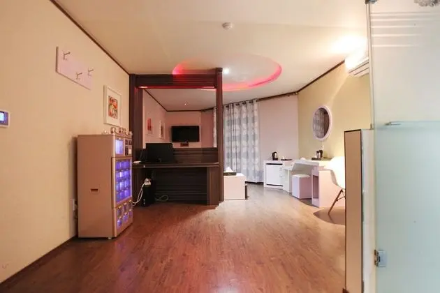 Oda (Semi-special room)