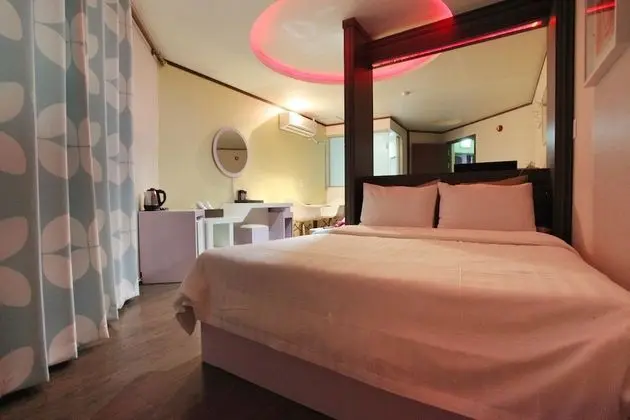 Oda (Semi-special room)