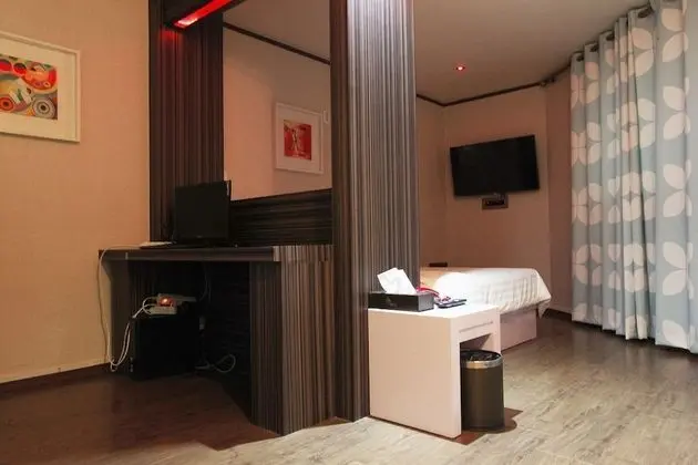 Oda (Semi-special room)