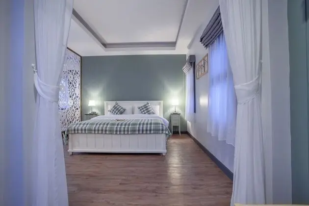 Deluxe Villa