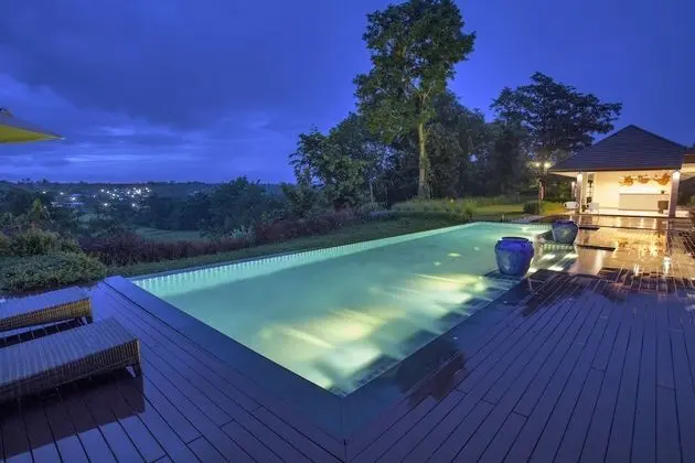 Deluxe Villa
