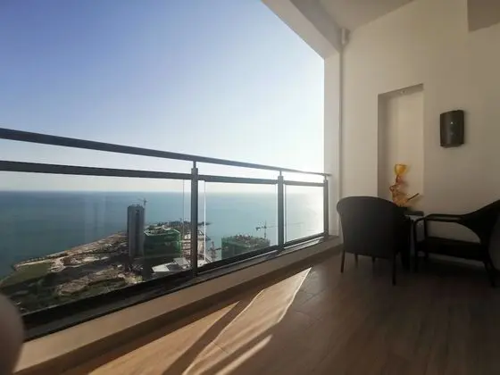 Business Tek Büyük Yataklı Oda