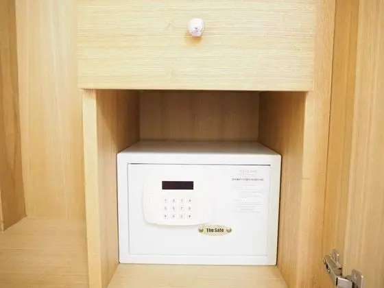 Double Room (No Window)