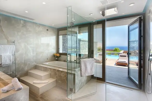 Executive Fitness Suite Sea View with Private Pool and Gym