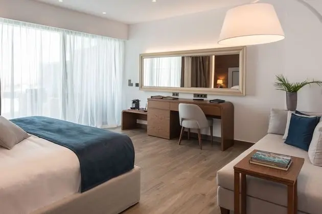 Premium Energy Suite Sea View with Private Pool and SoulSauna
