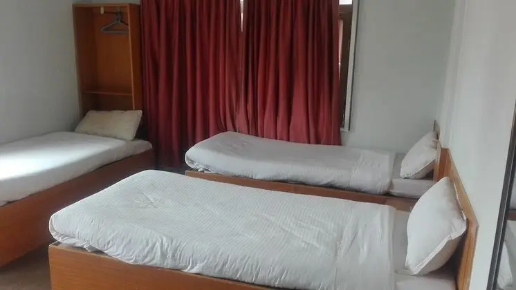 Economy Üç Kişilik Oda