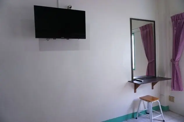 Standard Twin Room with Air Condition