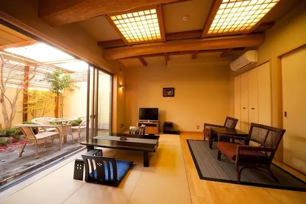 Traditional Oda, Sigara İçilmez (Japanese-Style)