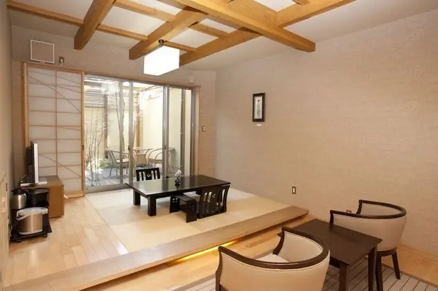 Traditional Oda, Sigara İçilmez (Japanese-Style)