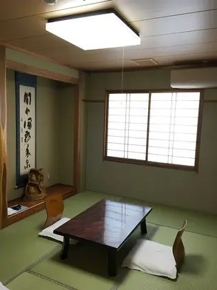 Traditional İki Ayrı Yataklı Oda (Japanese Style)