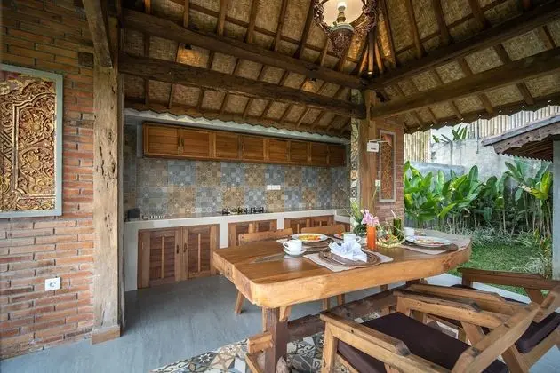 Villa, 1 Yatak Odası, Havuz Manzaralı