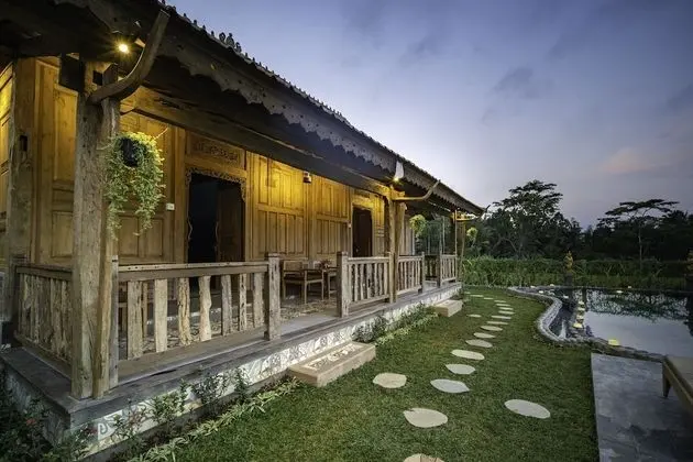Villa, 2 Yatak Odası, Havuz Manzaralı