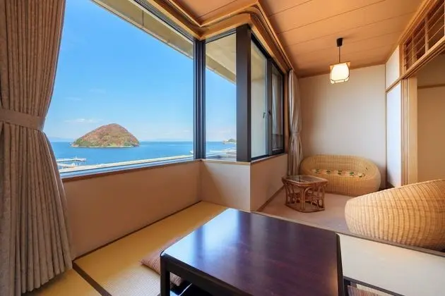 Traditional Oda, Sigara İçilmez, Deniz Manzaralı (Japanese Style Room)