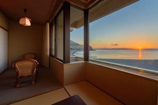 Traditional Oda, Sigara İçilmez, Deniz Manzaralı (Japanese Style Room)