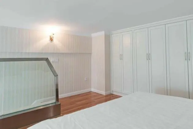 Business Çatı Katı (Loft)