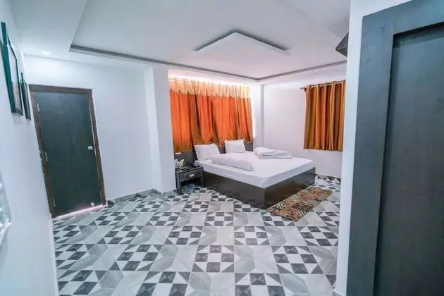 Deluxe Tek Büyük Yataklı Oda, Sigara İçilebilir, Şehir Manzaralı