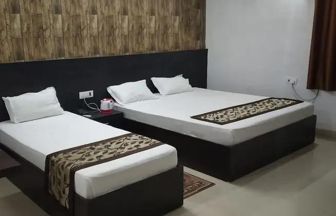 Deluxe Üç Kişilik Oda, 1 Yatak Odası, Engellilere Uygun, Sigara İçilmez