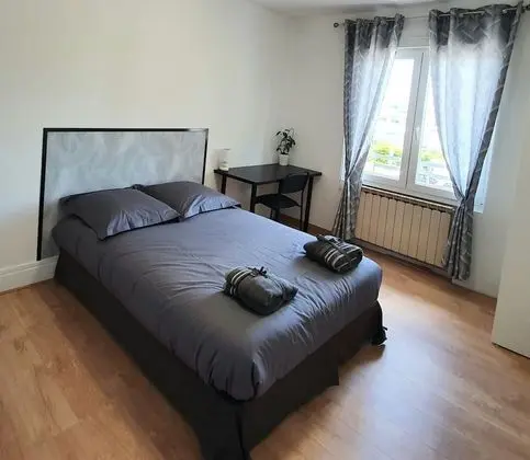 Standard Tek Büyük Yataklı Oda, Ortak Banyo