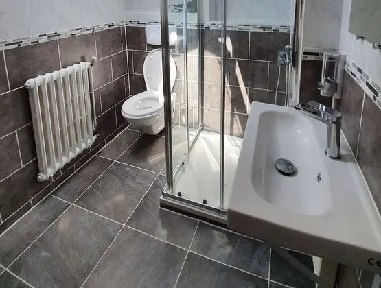 Standard Tek Büyük Yataklı Oda, Ortak Banyo