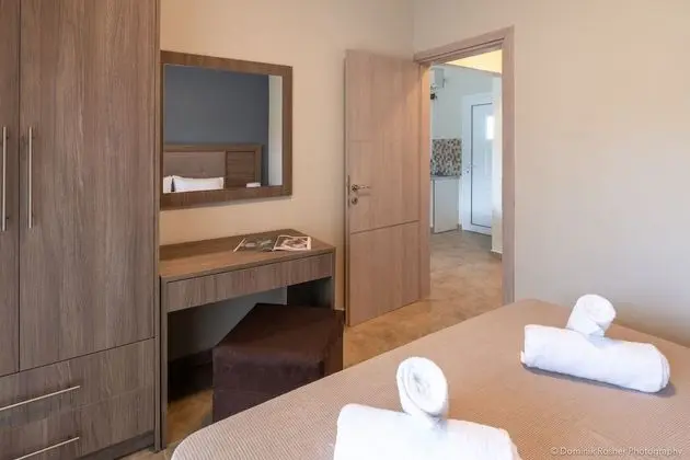 Classic Villa, 4 Yatak Odası, Havuz Manzaralı (A)