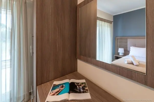 Classic Villa, 4 Yatak Odası, Havuz Manzaralı (A)