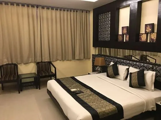 Büyük Yataklı Tek Kişilik Oda