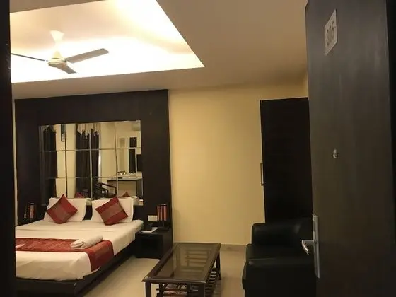 Büyük Yataklı Tek Kişilik Oda