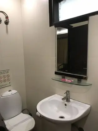 Büyük Yataklı Tek Kişilik Oda