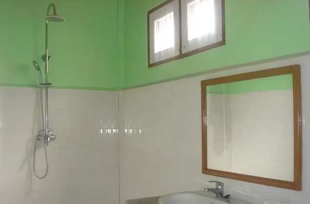 Ortak Ranzalı Oda, Sadece kadınlar için (Bed)