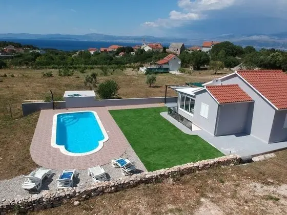 Ev (Nane Garden - house with pool - H(4+1)