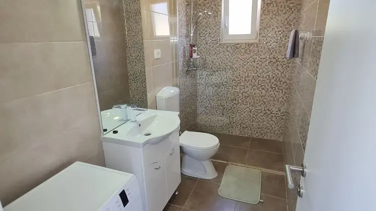 Ev (Nane Garden - house with pool - H(4+1)